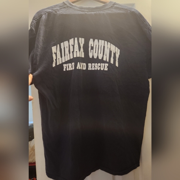 Firefighter Fairfax County Work T-Shirt Short Sleeve - Picture 2 of 4